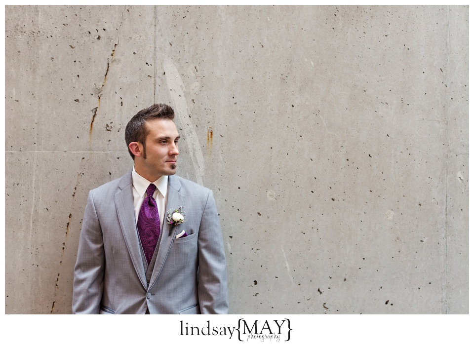 crowneplazaminneapolisweddingphotography_lindsaymayphotography_0013.jpg