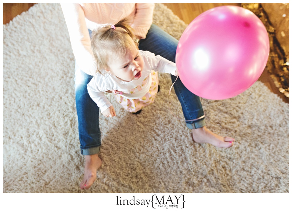 pinkandgoldfirstbirthdaypartylindsaymayphotography_0038.jpg